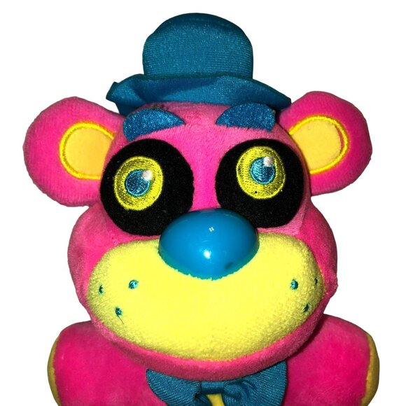 FUNKO FIVE NIGHTS AT FREDDYS PLUSH BLACKLIGHT FREDDY PINK STUFFED ANIMAL 8" 2018 - Picture 3 of 7